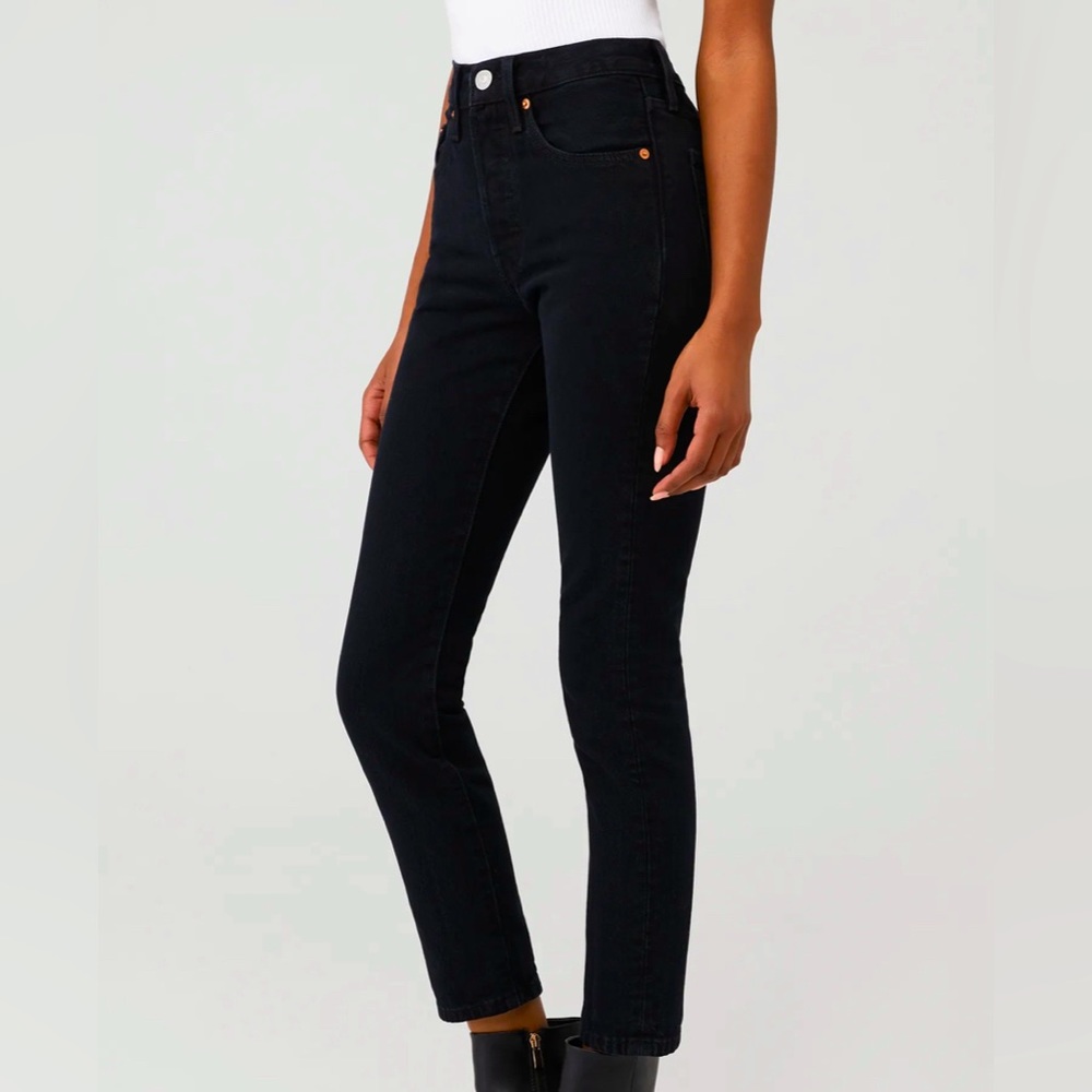 Levi’s 501 Skinny, size W28 x L28, black